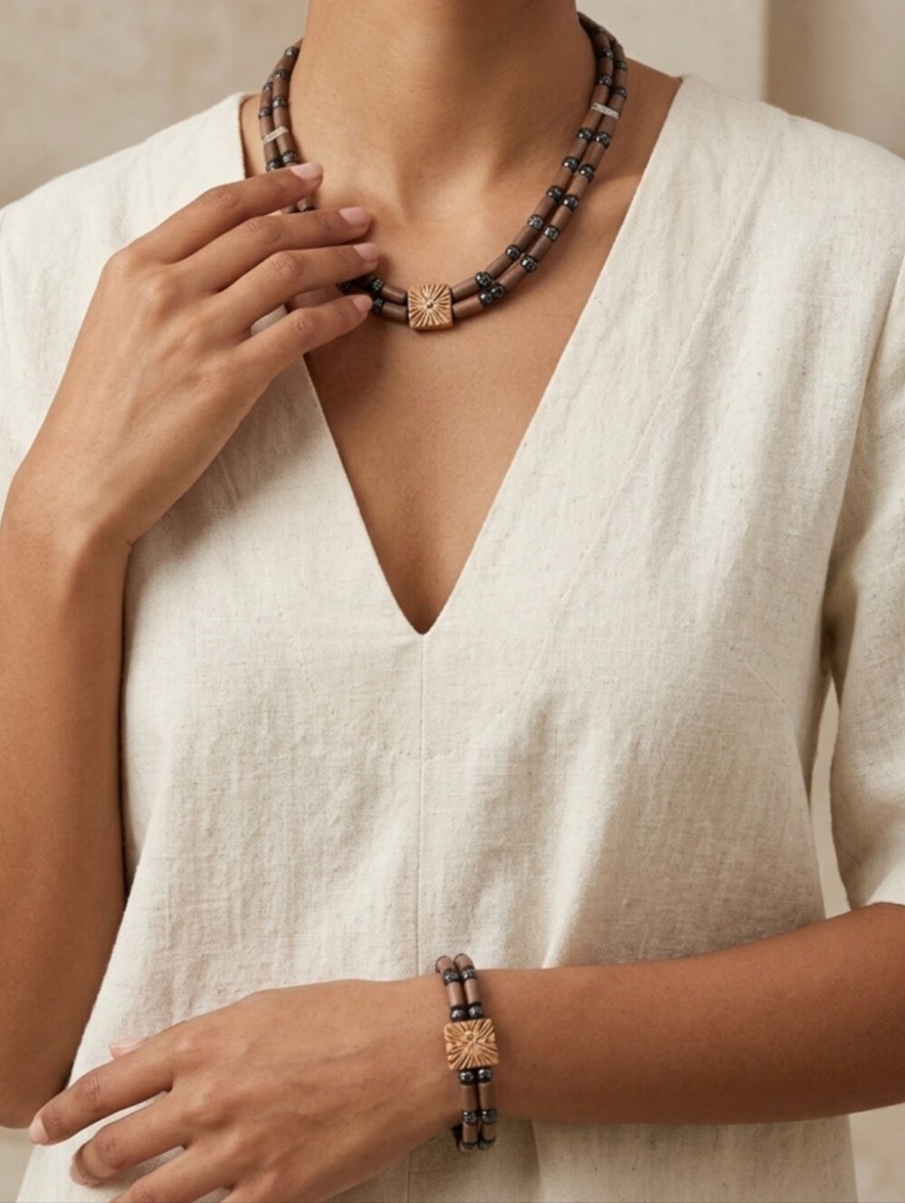 S327 Panama Jack Mixed Brown Beaded Choker & Bracelet Set